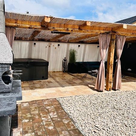 Villa 3 Mediaş Esterno foto
